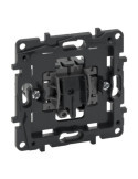 Bouton-Poussoir Inverseur 6 A 250V AC LEGRAND Niloé Step 864011