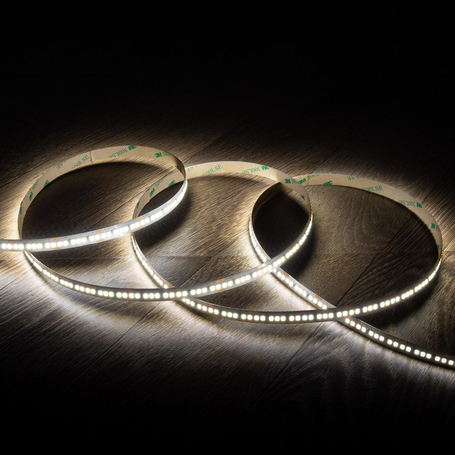 Ruban LED 24V DC SMD2835 238LED/m 5m IP20 High Lumen 4000lm/m Largeur 10mm Coupe 3cm Blanc froid 6000K