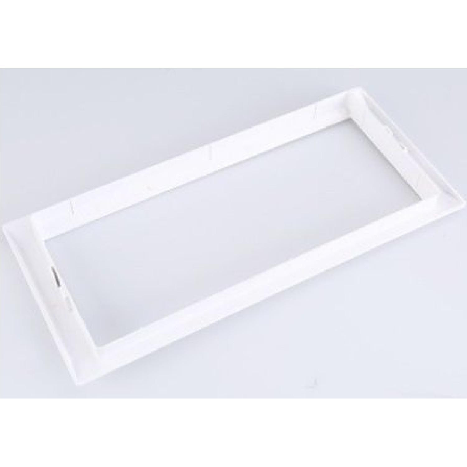 Cadre pour Remplacement de C3 Encastrable par URA ONE LEGRAND 661652 Blanc