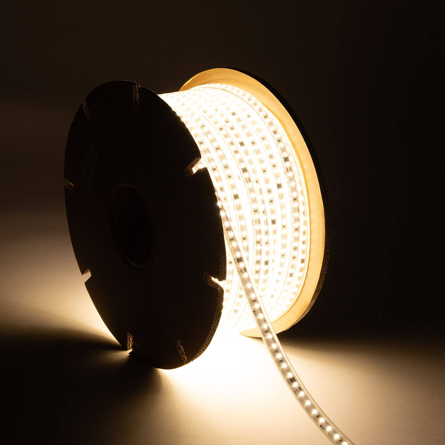Bobine de Ruban LED Dimmable Auto- redressement 220V AC SMD2835 50m 120LED/m 1000lm/m Largeur 12mm 50 metres IP65 Blanc v34103