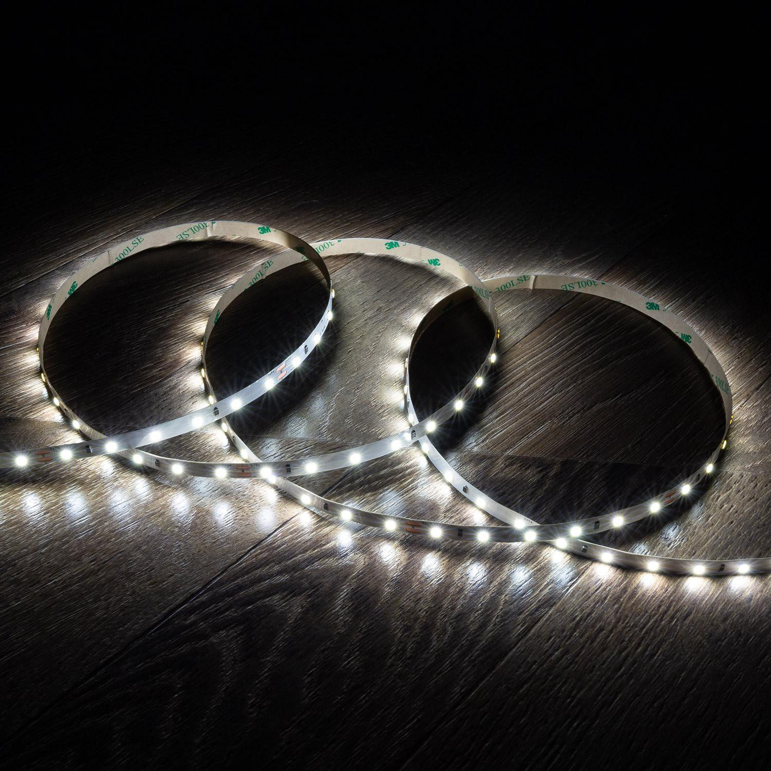 Ruban LED 24V DC 60LED/m 5m IP20 Largeur 8mm coupe 10cm Blanc froid 6000K